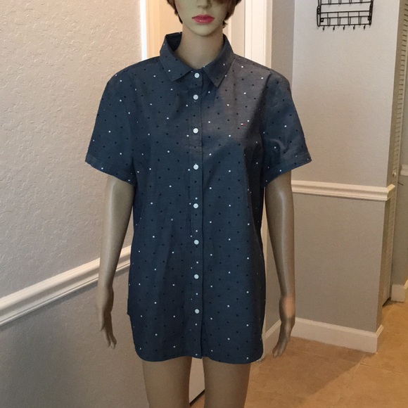 New Tommy Hilfiger women’s shorts sleeve shirt - Picture 2 of 8